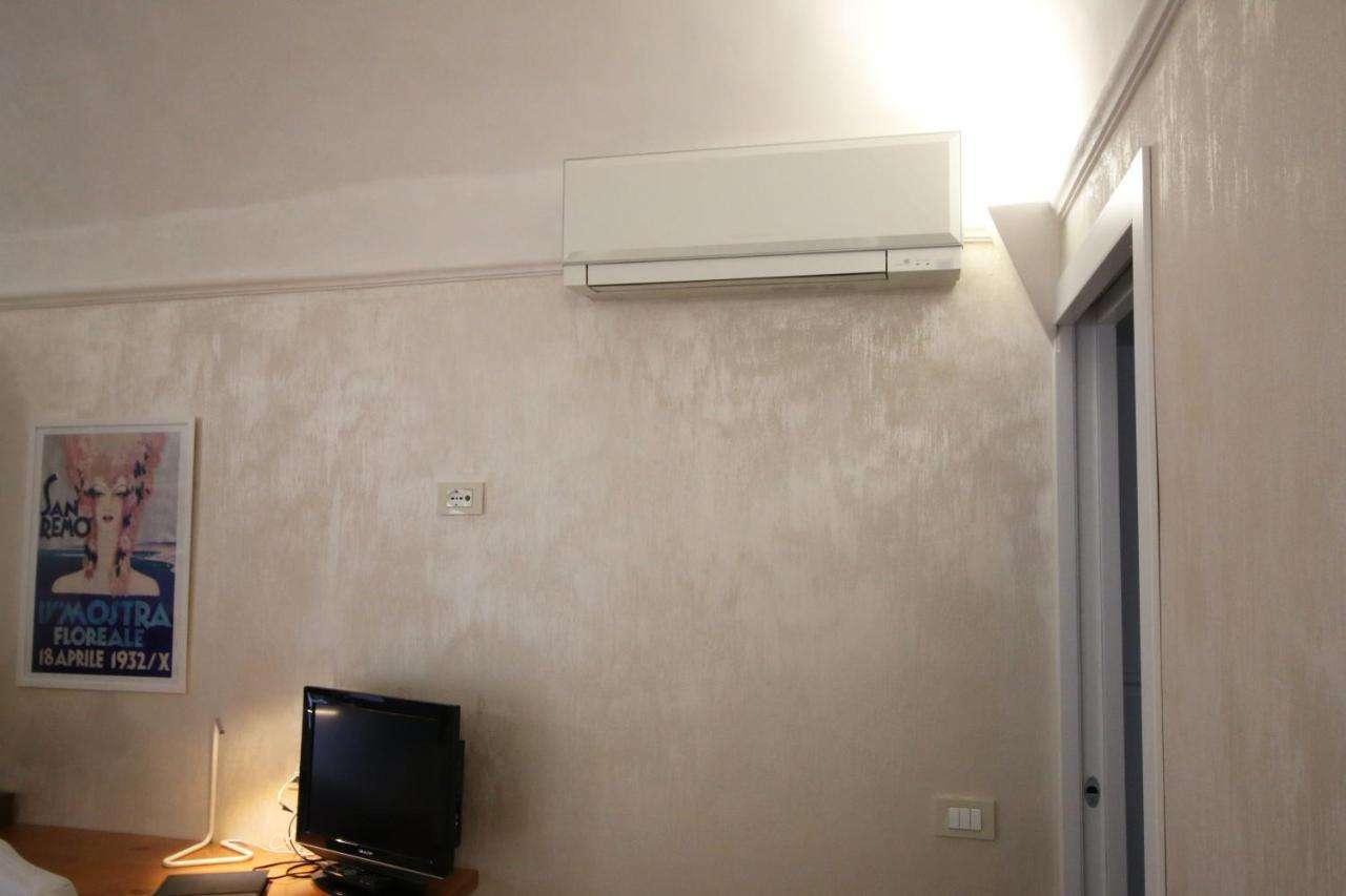 Appartamento Ai Piedi Della Pigna Sanremo Exteriör bild