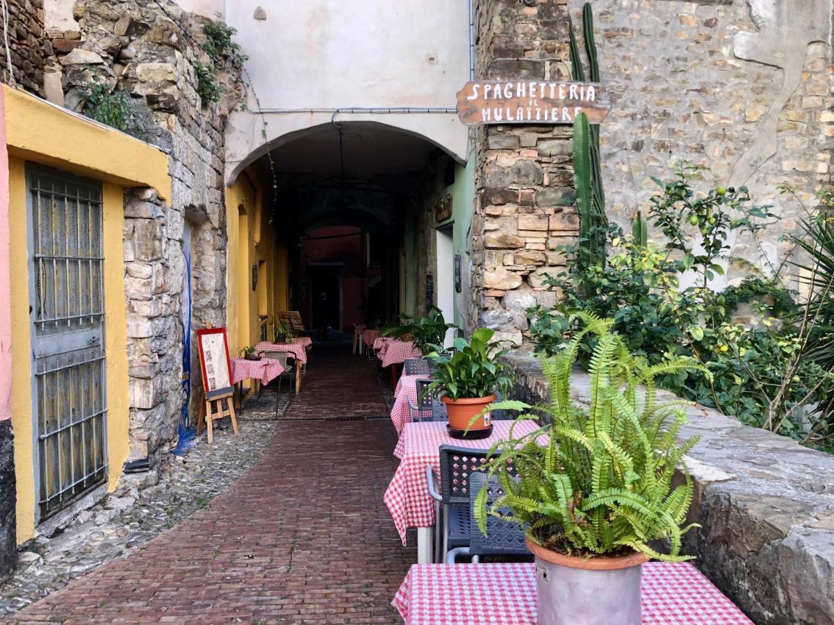 Appartamento Ai Piedi Della Pigna Sanremo Exteriör bild